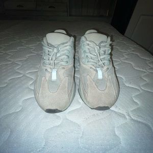 Yeezy 700 v1 salt